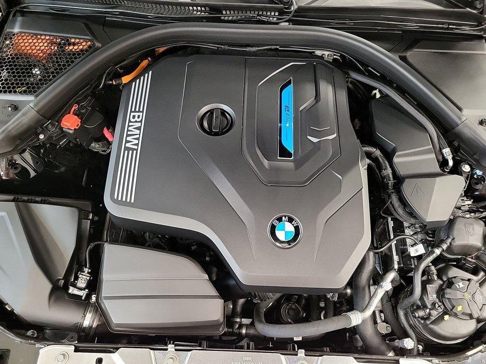 BMW 320 320e Touring xDrive