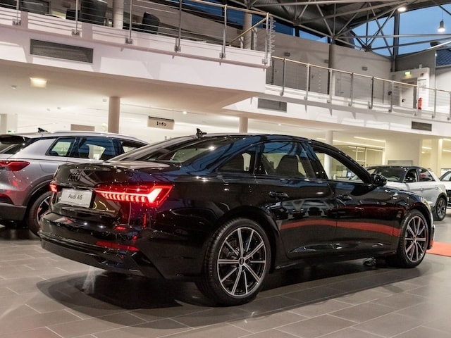 Audi A6 45 TFSI Quattro S-Line S-Tronic Sedan
