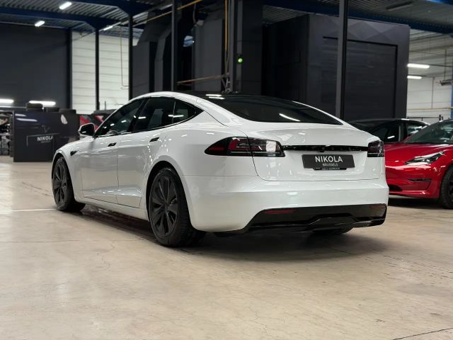 Tesla Model S Dual Motor Long Range