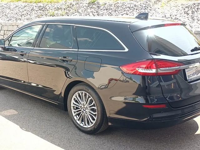 Ford Mondeo Titanium