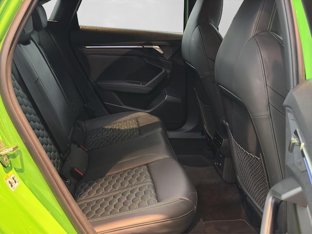 Audi RS3 Quattro S-Tronic Sedan