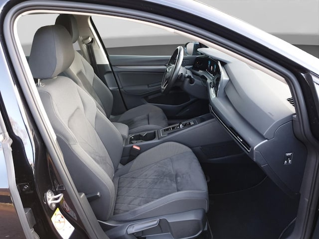 Volkswagen Golf 1.5 eTSI DSG Style