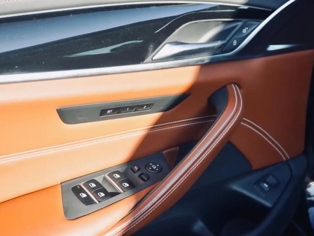 BMW 530 530d M-Sport Touring xDrive