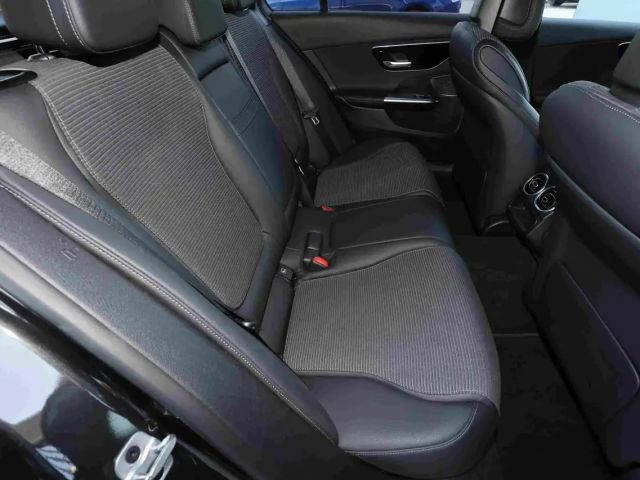 Mercedes-Benz C 180 AVANTGARDE Estate