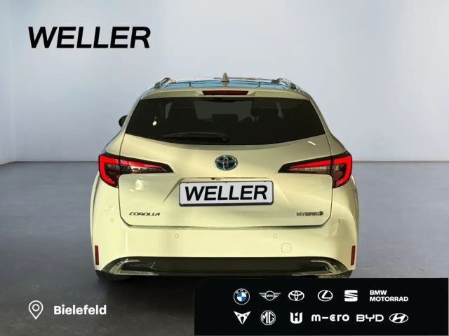 Toyota Corolla Hybride Team D