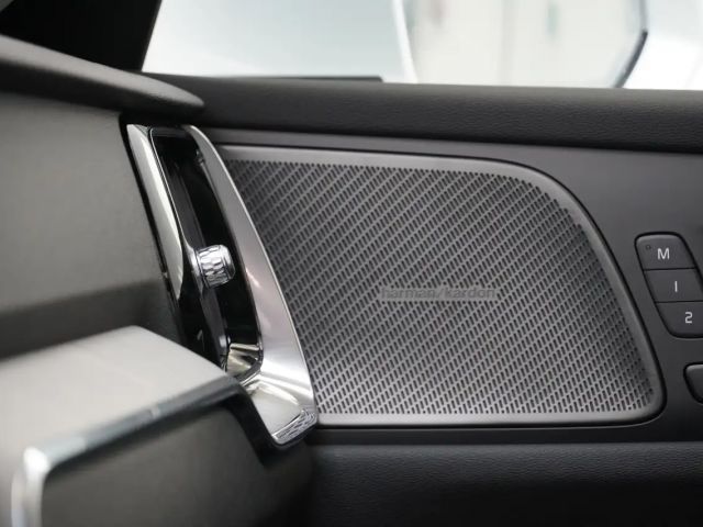 Volvo V60 AWD Plus T6