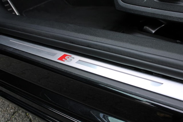 Audi S6 Avant Quattro