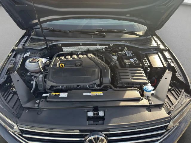 Volkswagen Passat 1.5 TSI Business Variant