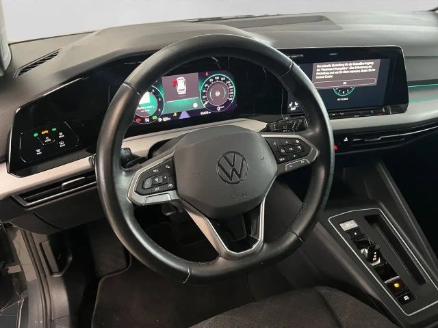 Volkswagen Golf 2.0 TDI DSG Life Variant