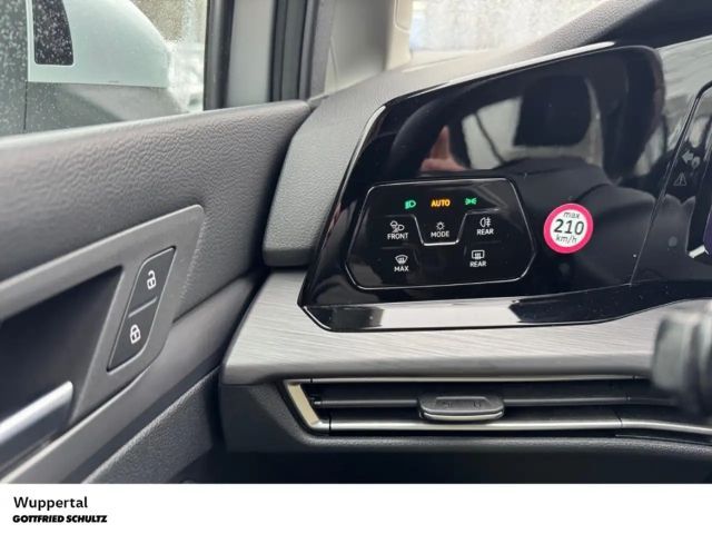 Volkswagen Golf 1.5 TSI Style