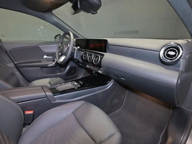 Mercedes-Benz A 200 A 200 d Progressive