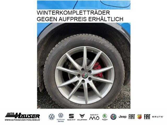 Alfa Romeo Stelvio AT8 Q4 Veloce