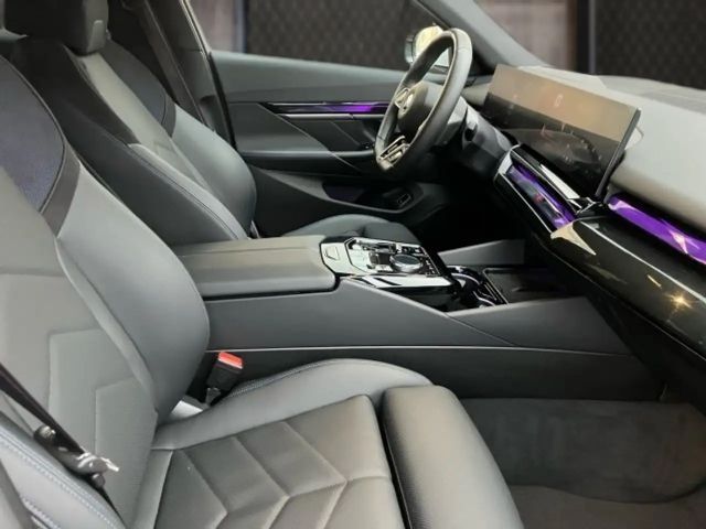 BMW i5 xDrive40 Touring