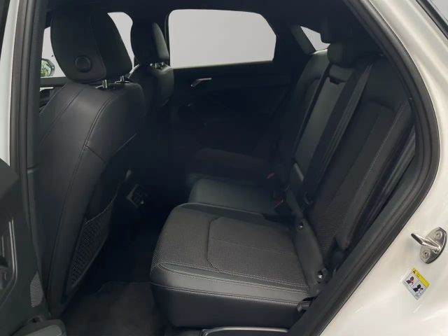 Audi Q3 35 TFSI S-Line