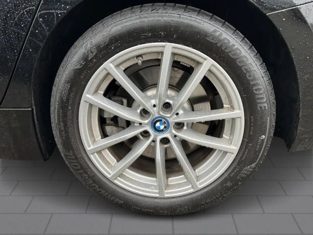 BMW 320 320e Touring