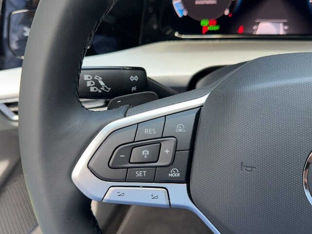 Volkswagen Golf 1.5 eTSI DSG Golf VIII