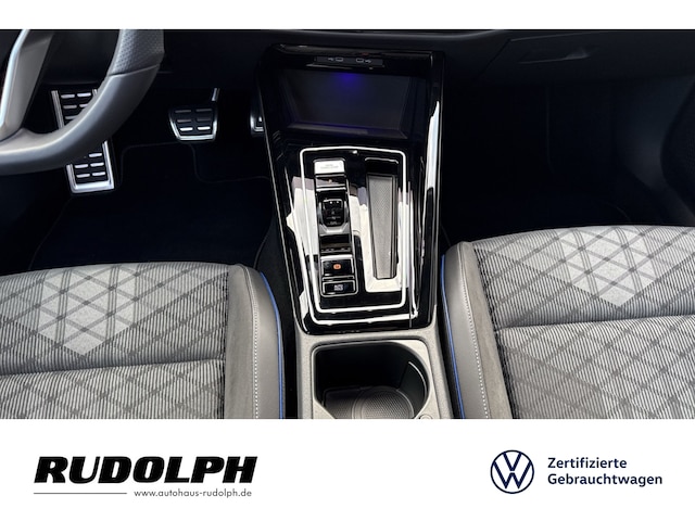 Volkswagen Golf 2.0 TDI DSG Golf VIII R-Line