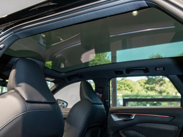 Audi A6 e-tron Avant Quattro