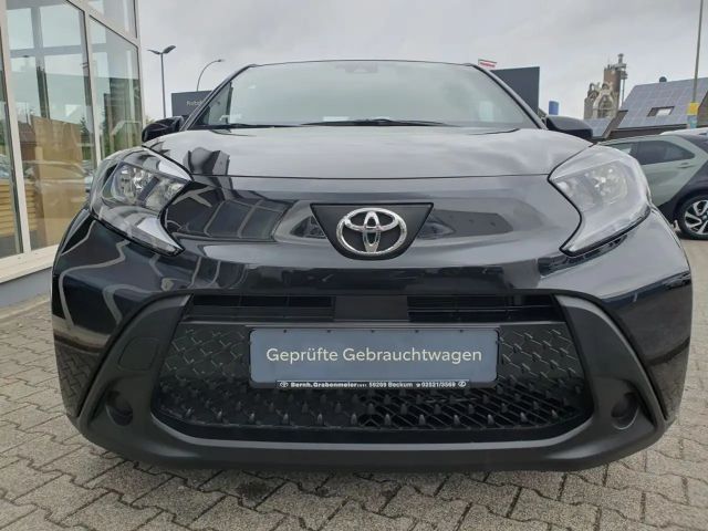 Toyota Aygo X Business Hatchback