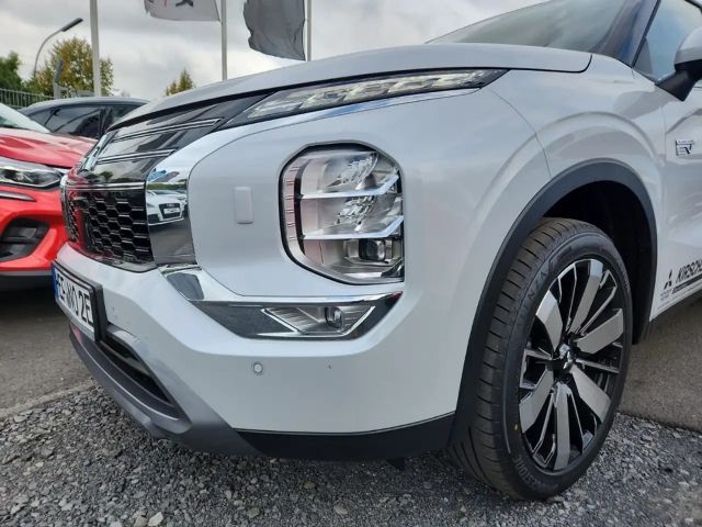 Mitsubishi Outlander 4WD