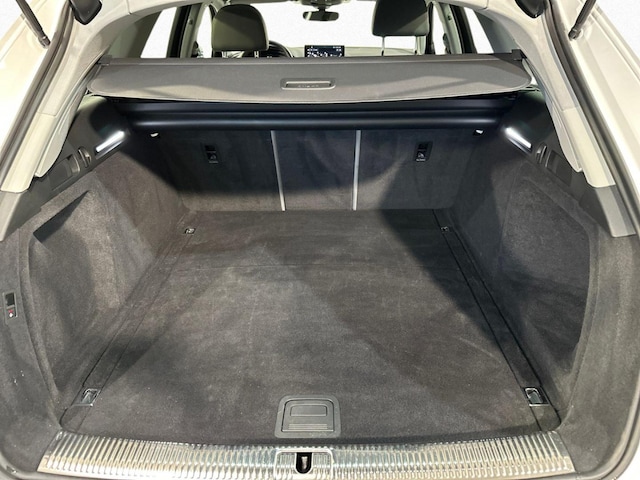 Audi A4 35 TFSI Avant S-Tronic