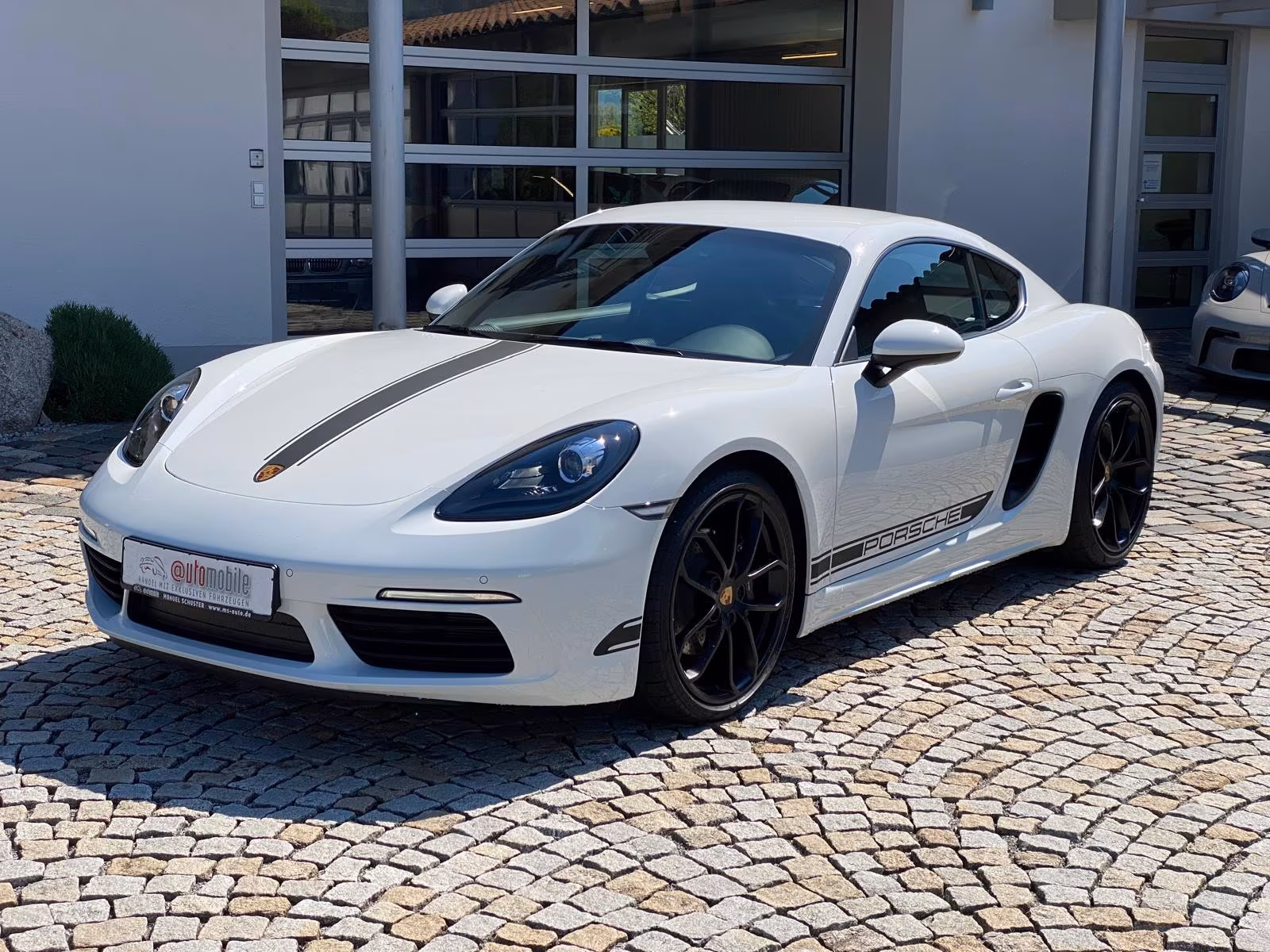 Porsche Cayman 718