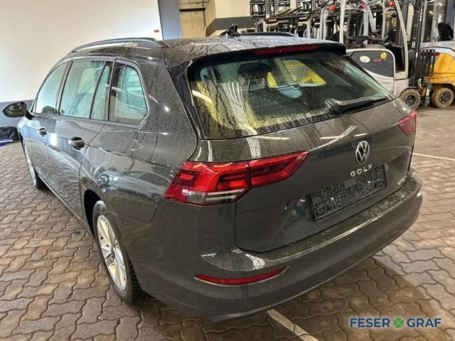 Volkswagen Golf 1.0 TSI DSG Life Variant