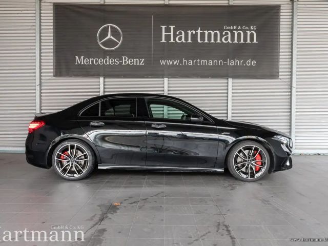 Mercedes-Benz A 35 AMG 4MATIC AMG Line