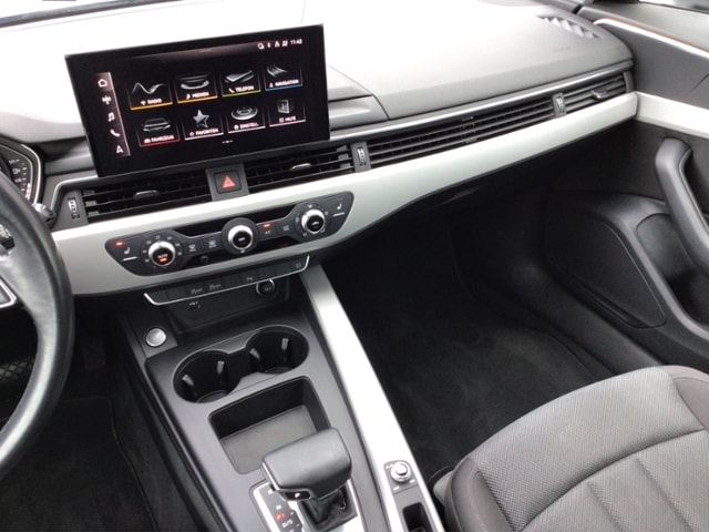 Audi A4 30 TDI Avant S-Tronic