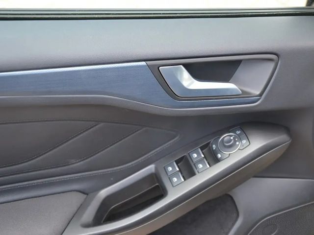 Ford Focus Active Wagon