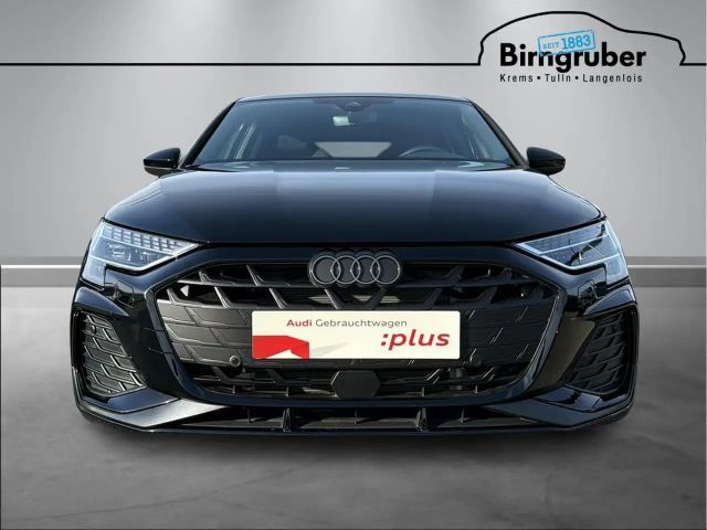 Audi A3 40 TFSI Hybride S-Line Sedan