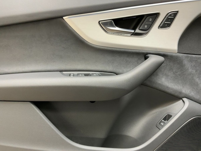 Audi Q7 55 TFSI Quattro S-Line