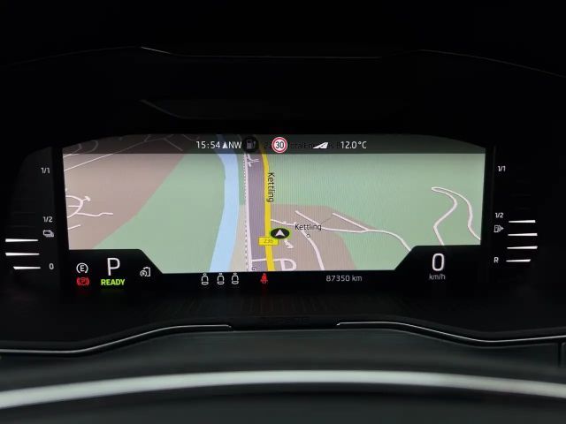 Skoda Superb Ambition Combi iV