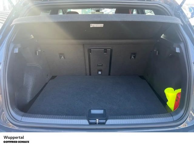 Volkswagen Golf GTI e-Golf