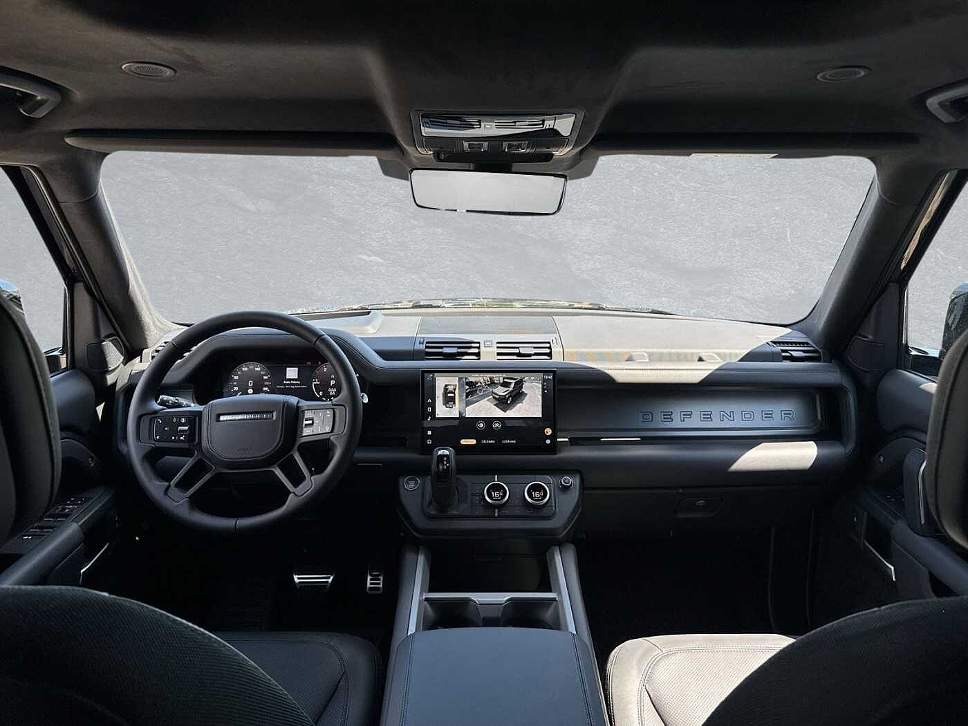 Land Rover Defender 110