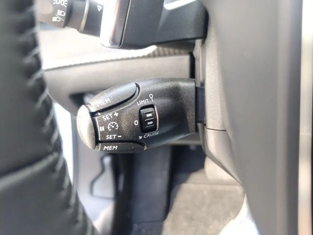 Peugeot 2008 Allure Pack