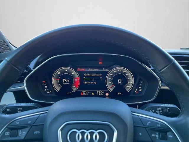 Audi Q3 S-Line S-Tronic
