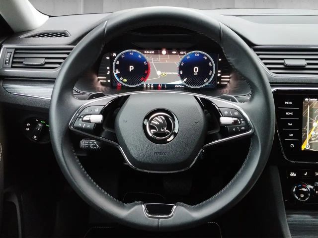 Skoda Superb 2.0 TSI Combi Style Style