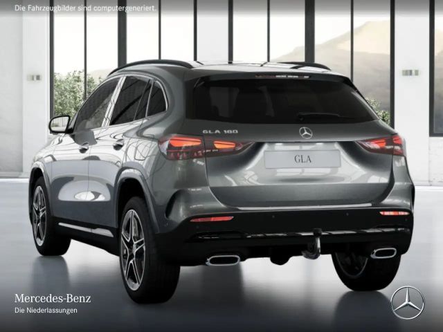 Mercedes-Benz GLA 180 AMG Line