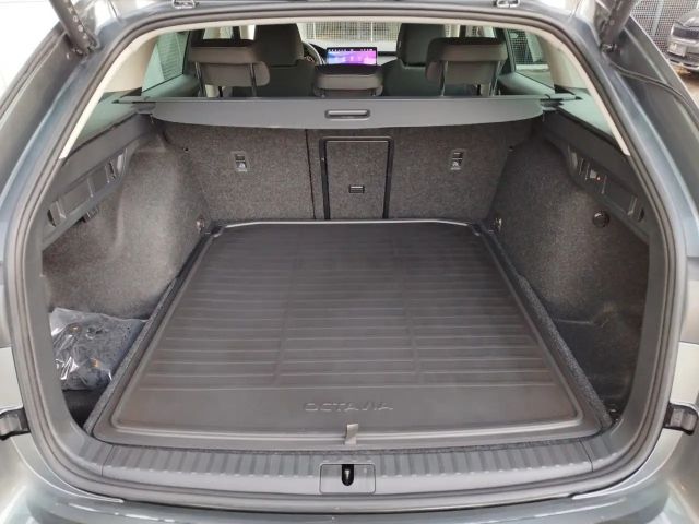 Skoda Octavia Selection