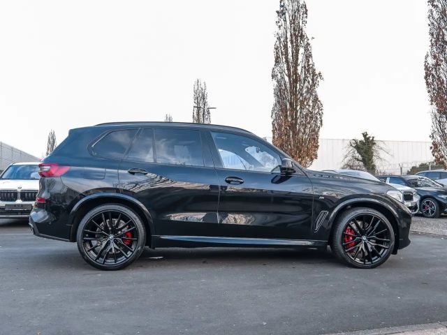 BMW X5 M-Sport M50i