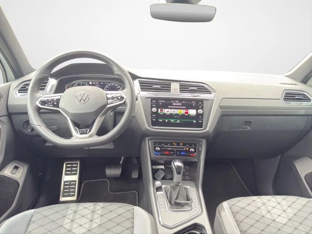 Volkswagen Tiguan 2.0 TDI DSG R-Line Style