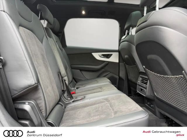 Audi Q7 55 TFSI Hybride Quattro S-Line