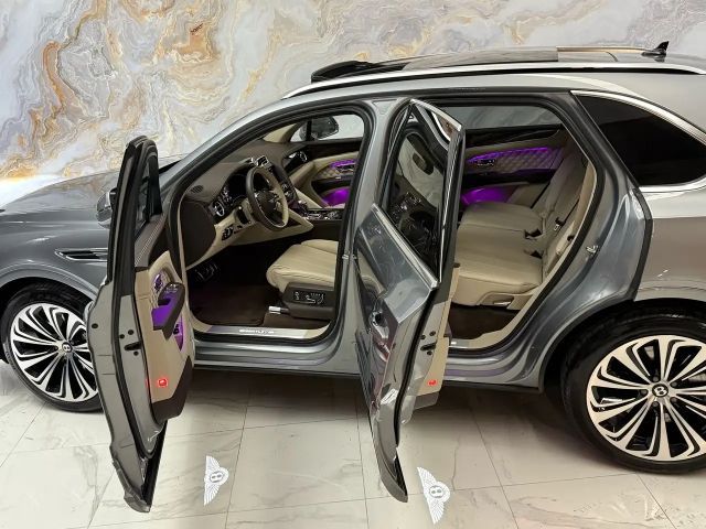 Bentley Bentayga V8