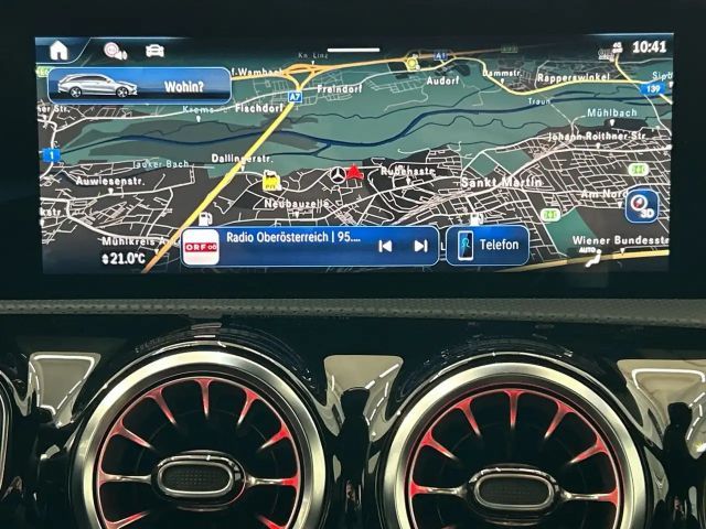 Mercedes-Benz CLA 180 AMG Line Shooting Brake