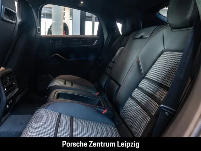 Porsche Cayenne Coupé GTS