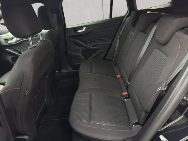 Ford Focus EcoBoost ST Line Wagon