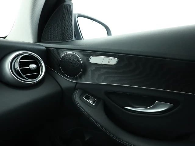 Mercedes-Benz C 300 AVANTGARDE Sedan