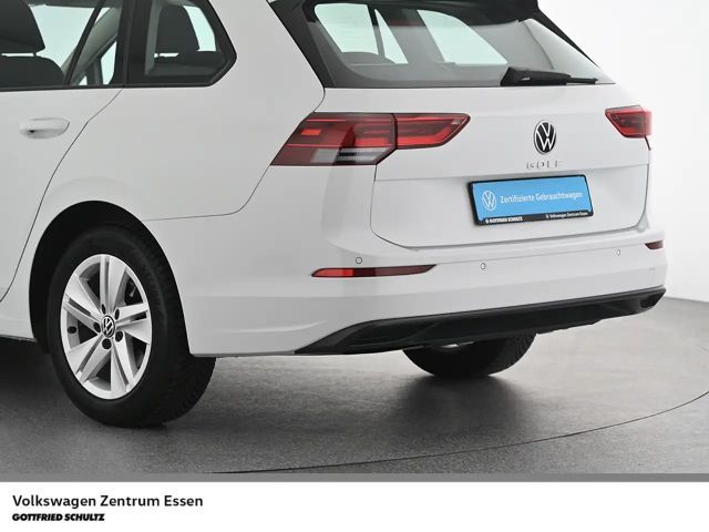 Volkswagen Golf Life Variant