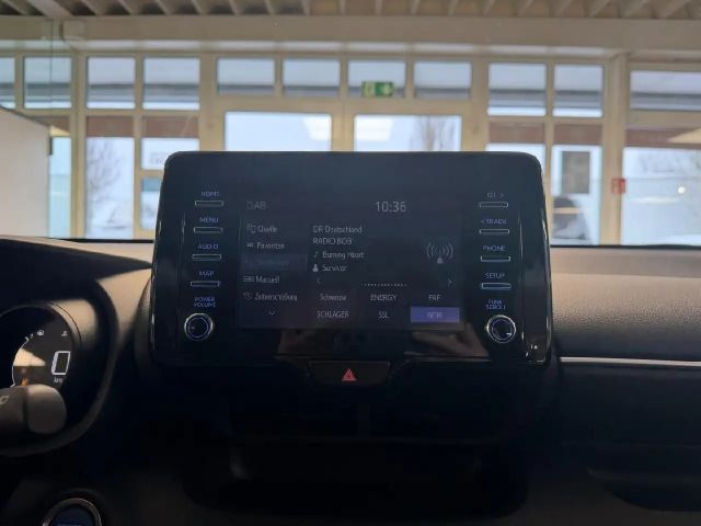 Toyota Yaris Hybride Team D